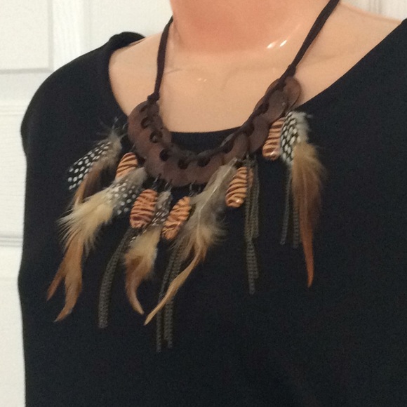 SOLD*Genuine Feather & Wood Necklace Set - Picture 5 of 5